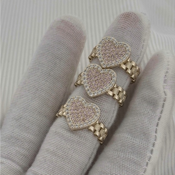 Gold Plated Heart Ring with Pink Stones - Picture 3 of 3